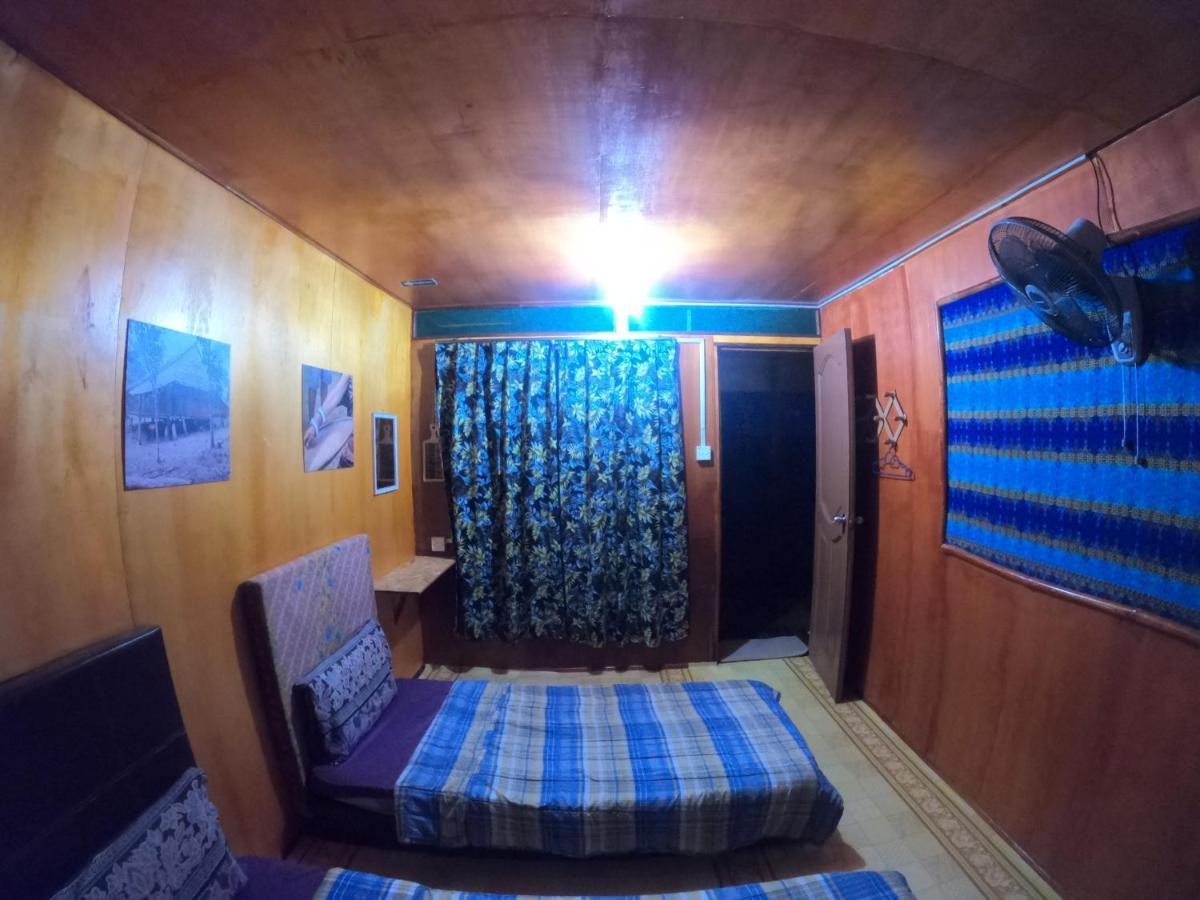 Tajau Laut Guesthouse Kudat Eksteriør bilde